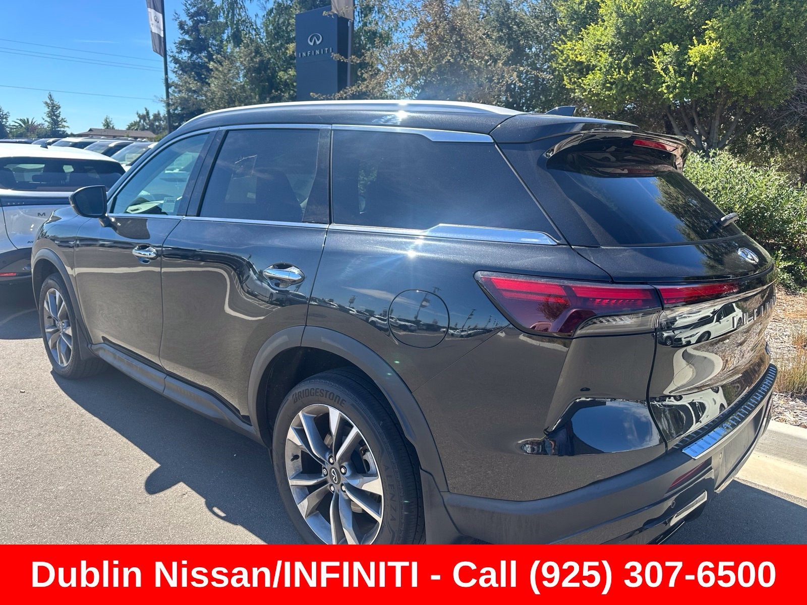 2023 INFINITI QX60 LUXE FWD