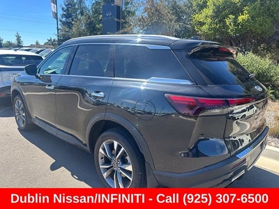 2023 INFINITI QX60 LUXE FWD