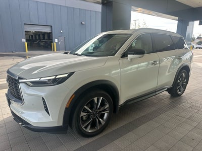 2023 INFINITI QX60 LUXE