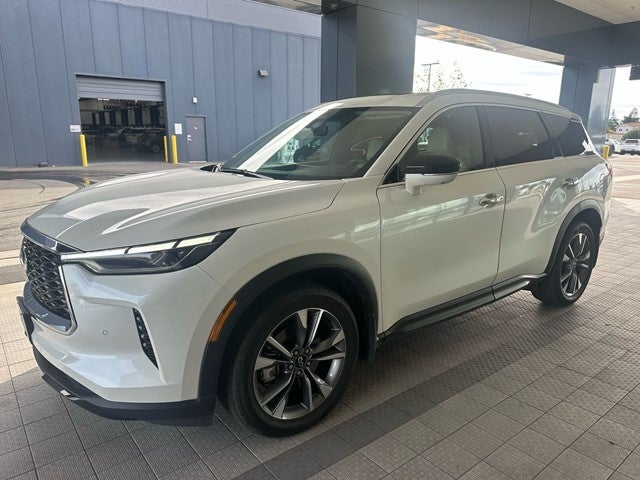 2023 INFINITI QX60 LUXE AWD