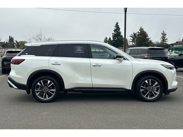 2023 INFINITI QX60 LUXE AWD