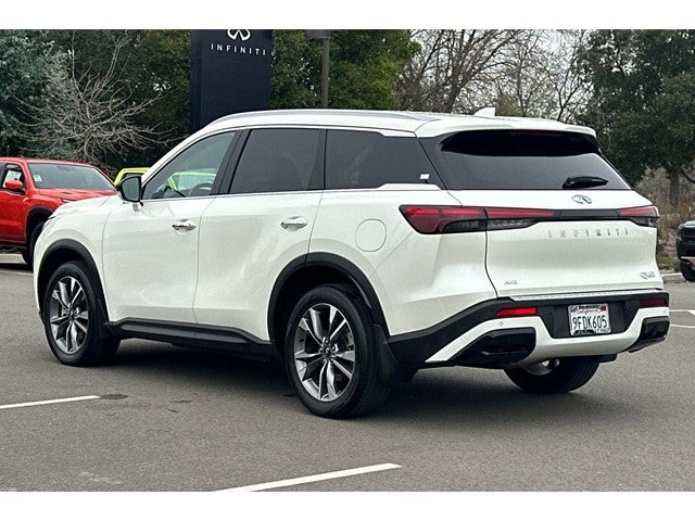 2023 INFINITI QX60 LUXE AWD