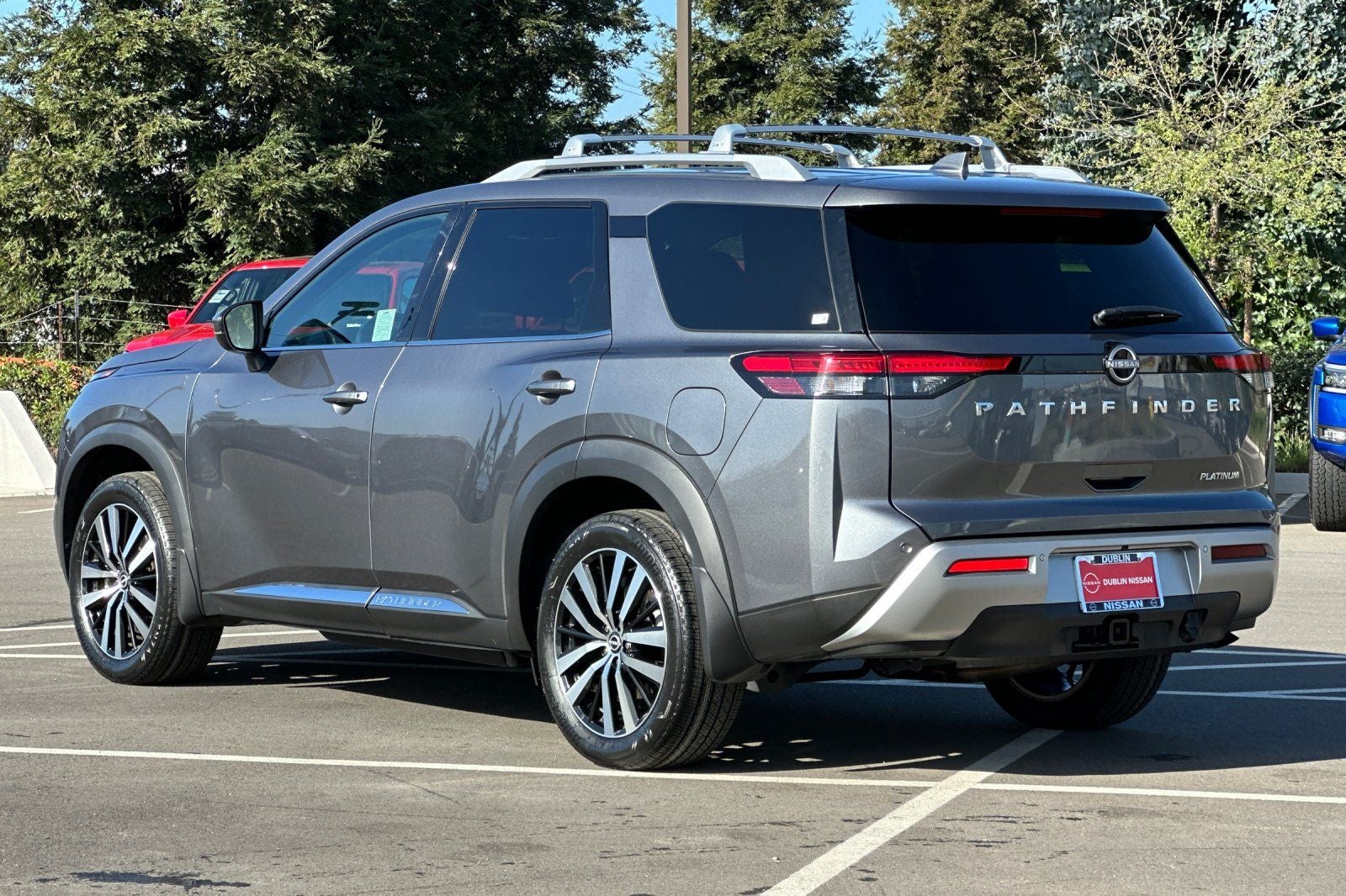 2024 Nissan Pathfinder Platinum