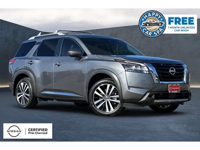 2024 Nissan Pathfinder Platinum
