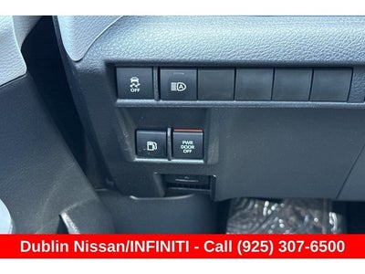 2025 Toyota Sienna XLE 8 Passenger