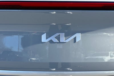 2025 Kia EV6 Light