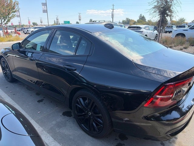 2024 Volvo S60 B5 Plus Black Edition