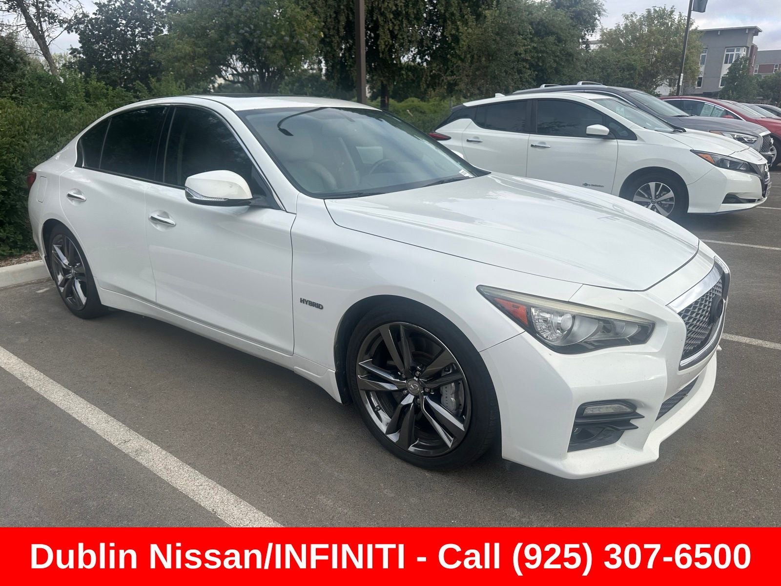 2015 INFINITI Q50 Hybrid Sport