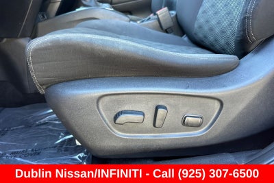 2017 Nissan Rogue Sport SV