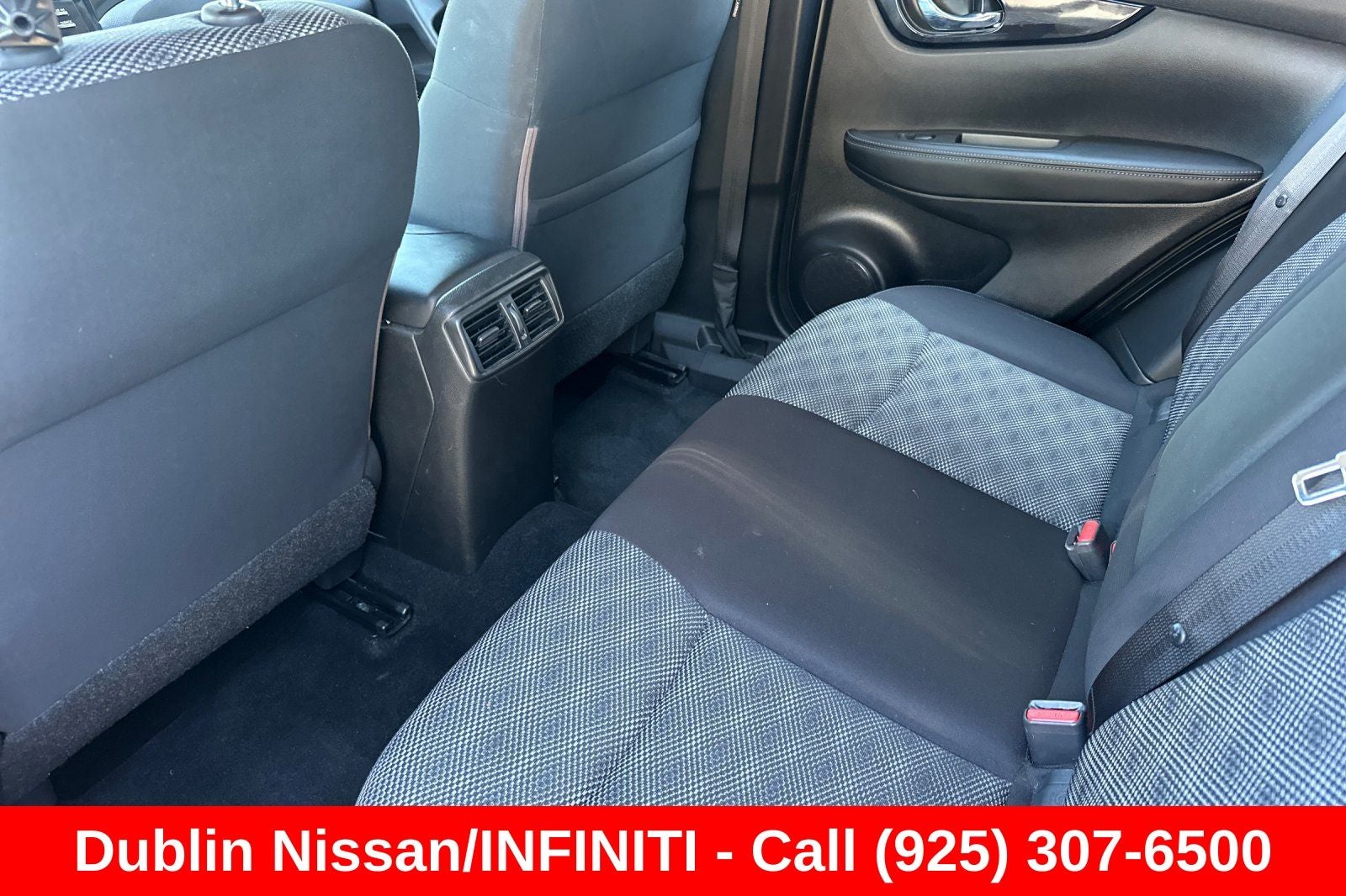 2017 Nissan Rogue Sport SV