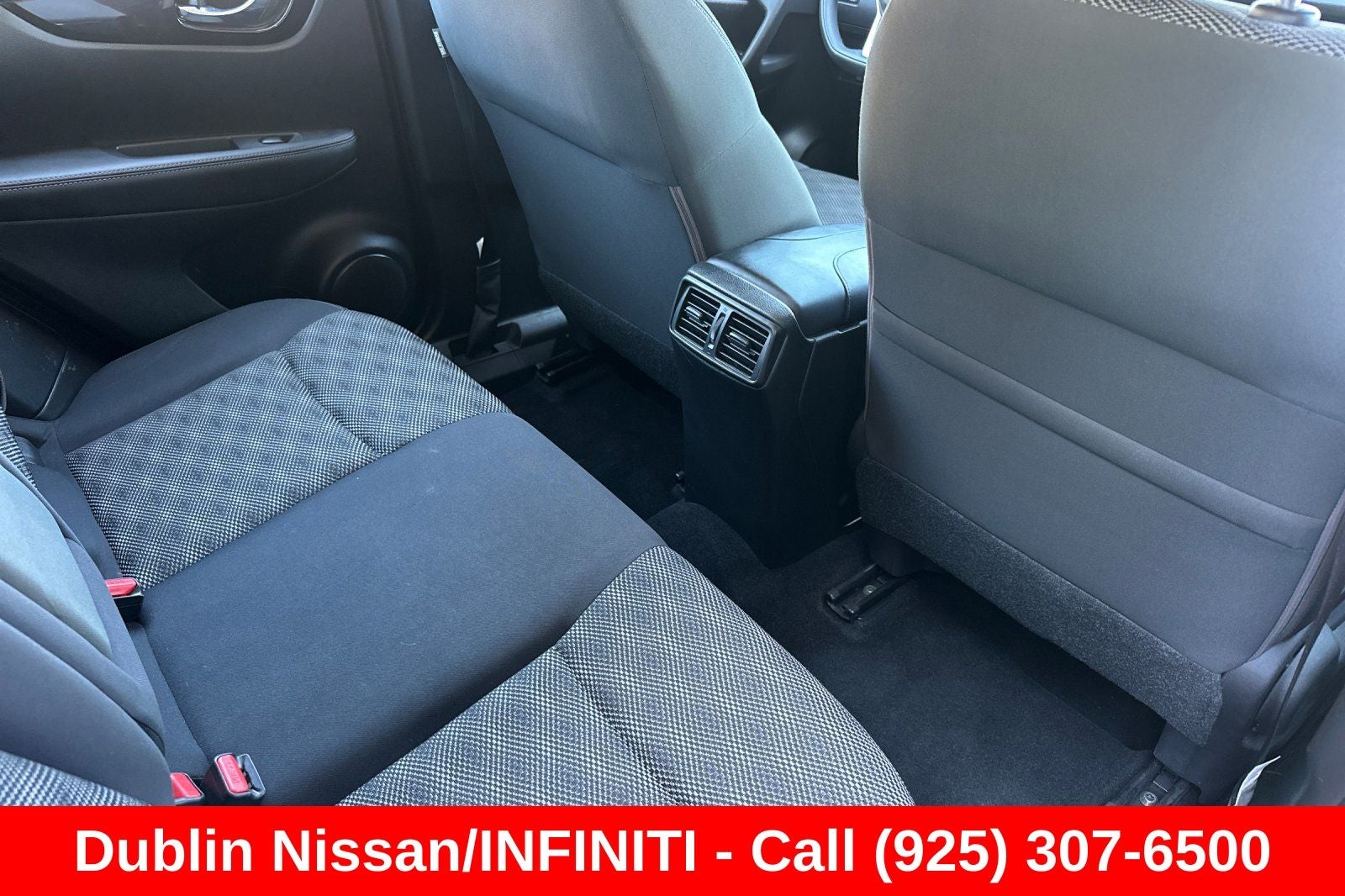 2017 Nissan Rogue Sport SV