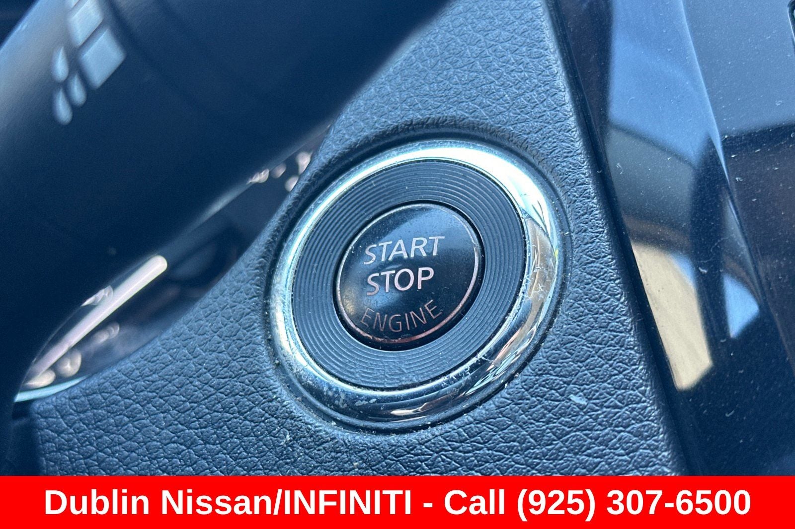 2017 Nissan Rogue Sport SV