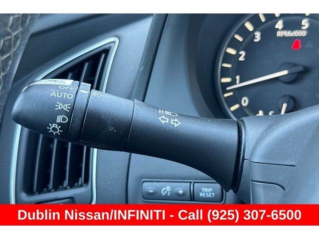 2023 INFINITI Q50 LUXE RWD