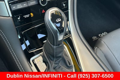 2022 INFINITI Q60 LUXE RWD