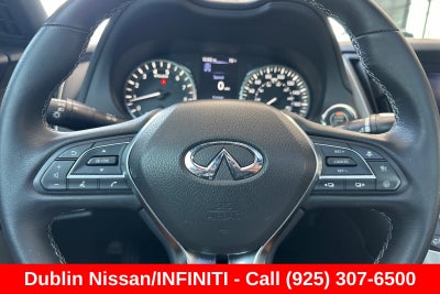 2022 INFINITI Q60 LUXE RWD