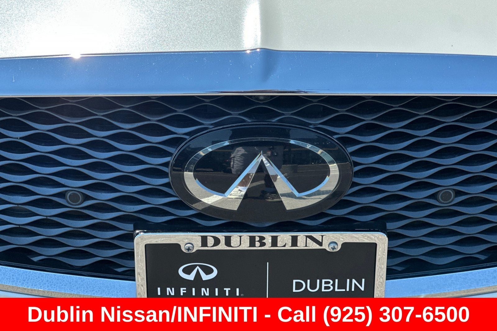 2022 INFINITI Q60 LUXE RWD
