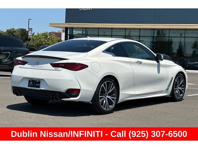 2022 INFINITI Q60 LUXE RWD
