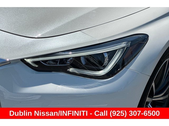 2022 INFINITI Q60 LUXE RWD