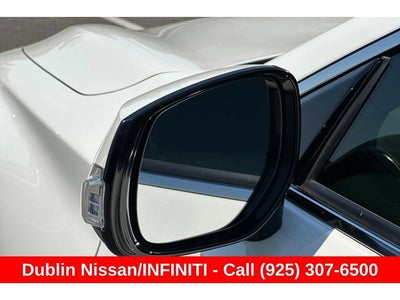 2022 INFINITI Q60 LUXE RWD