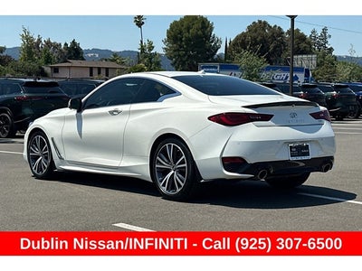 2022 INFINITI Q60 LUXE RWD