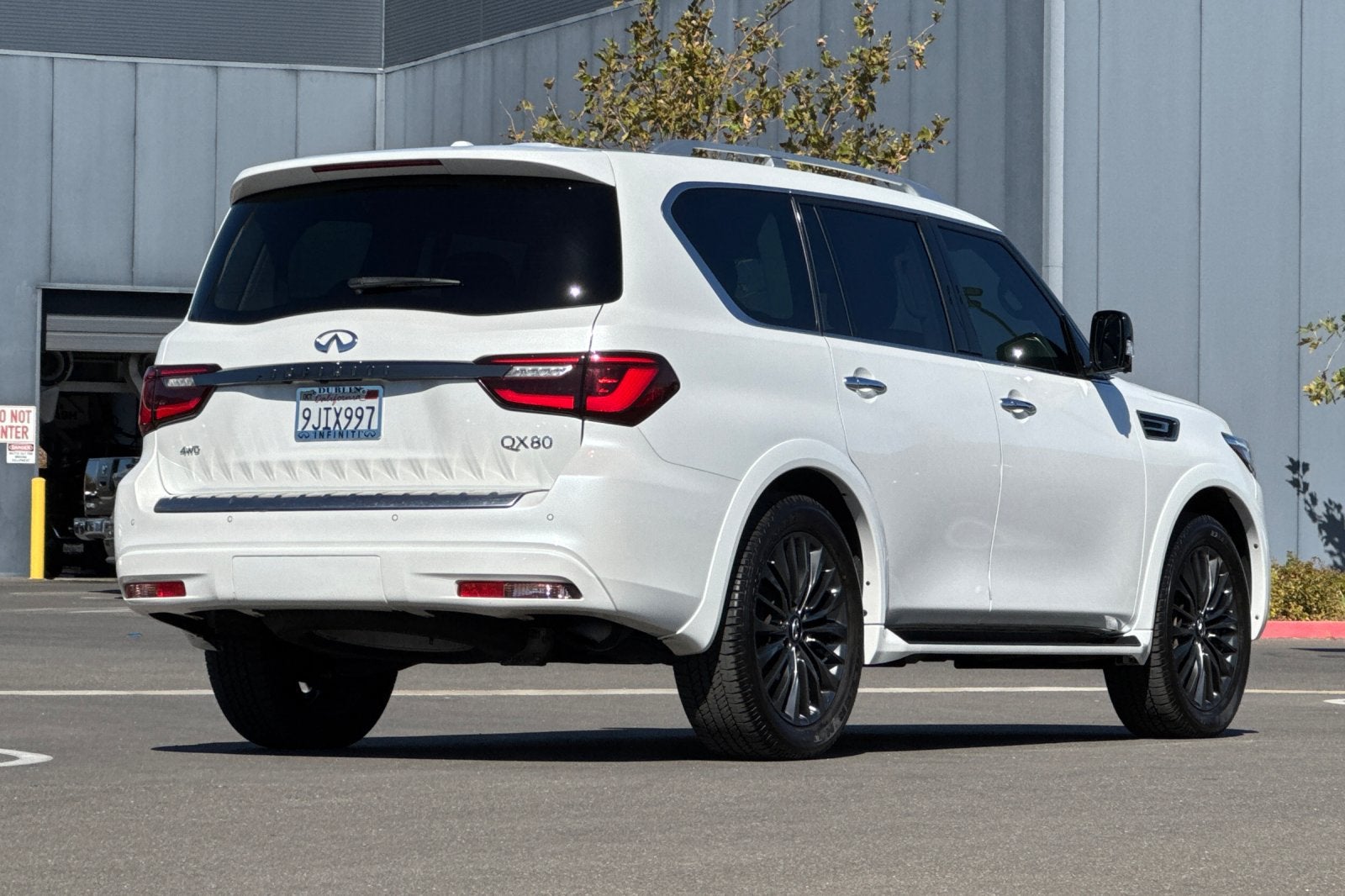 2023 INFINITI QX80 PREMIUM SELECT 4WD