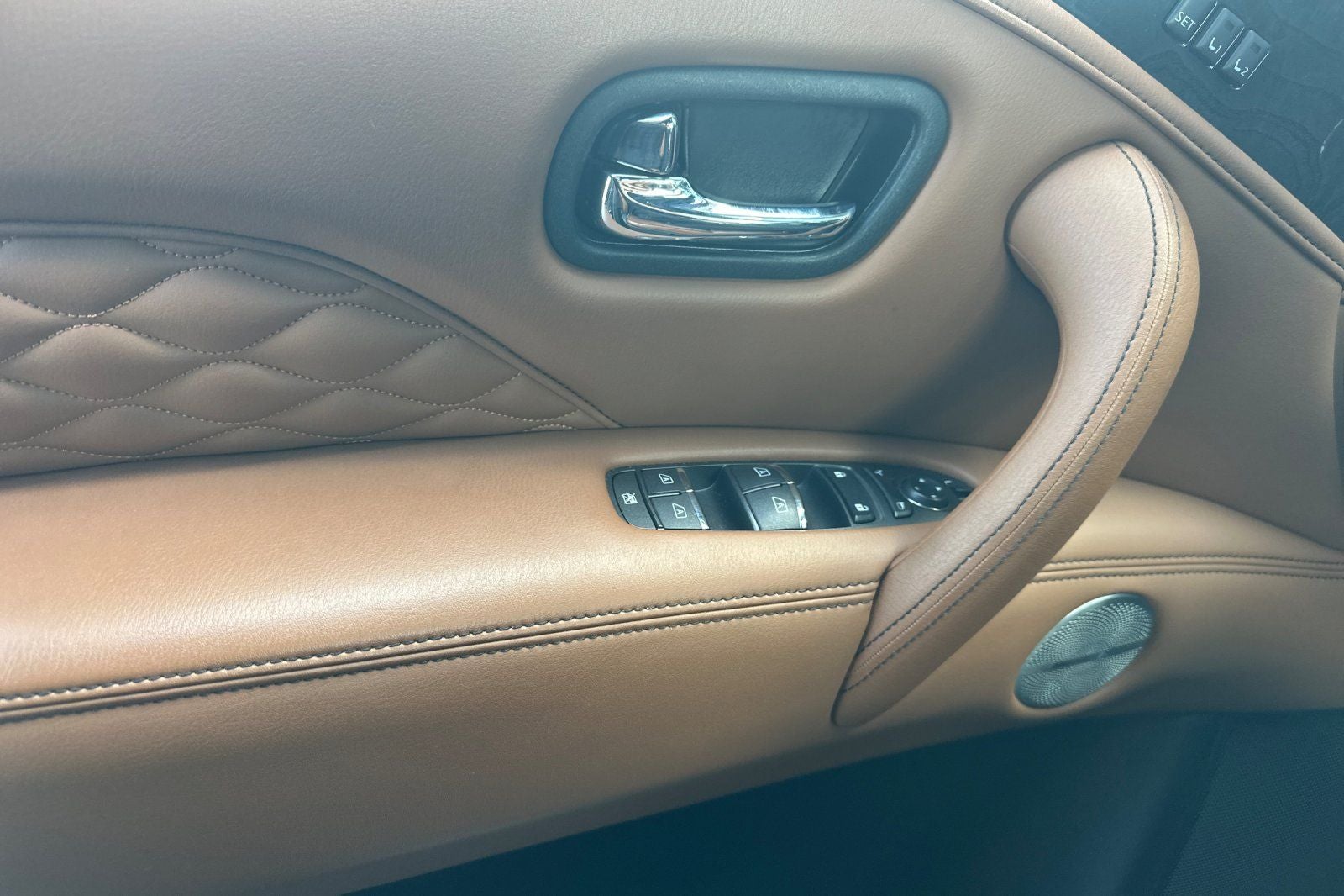 2023 INFINITI QX80 SENSORY 4WD