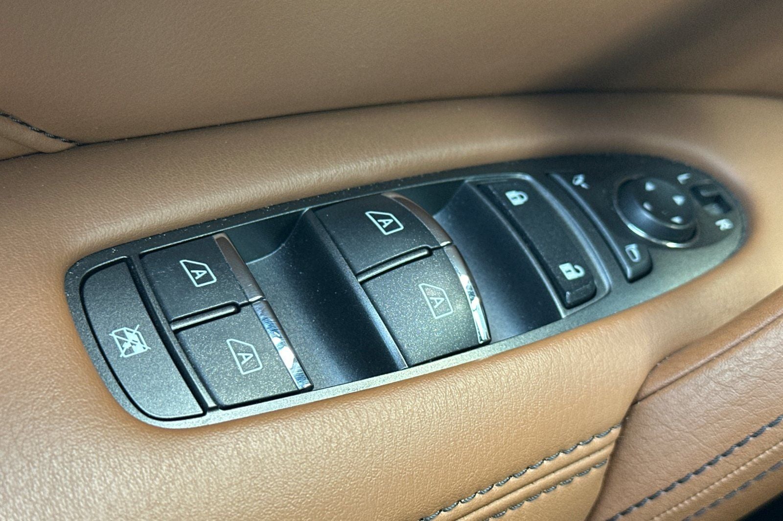 2023 INFINITI QX80 SENSORY 4WD