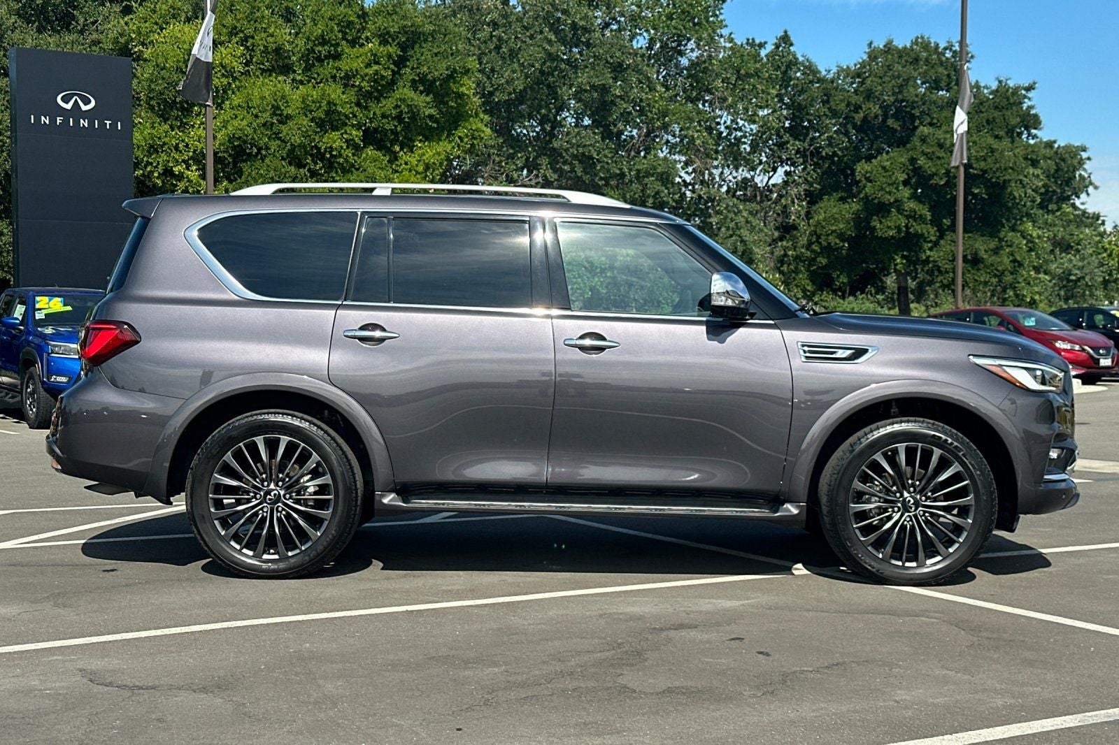 2023 INFINITI QX80 SENSORY 4WD