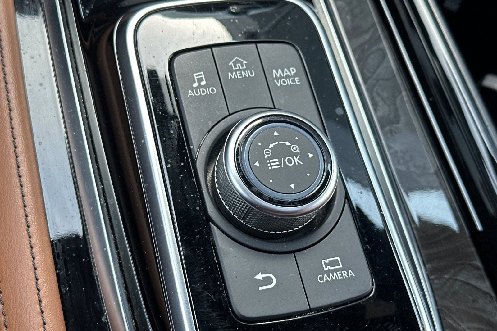 2023 INFINITI QX80 SENSORY 4WD