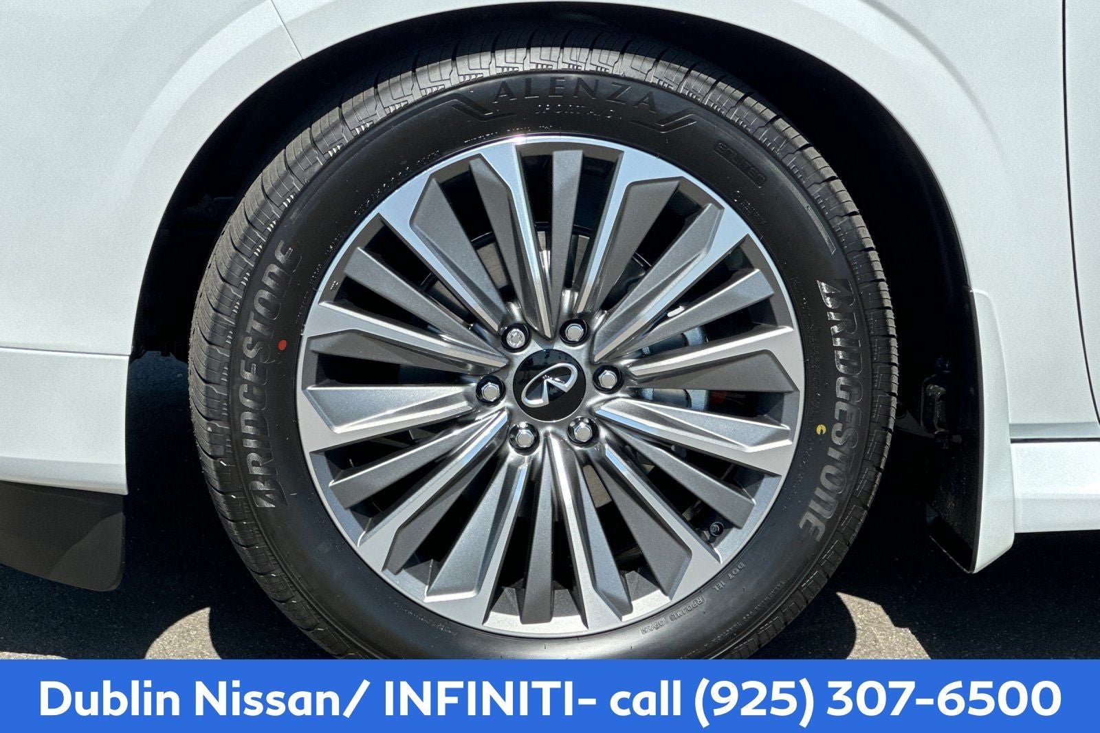 2026 INFINITI QX80 Luxe 4WD