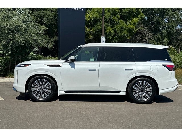2026 INFINITI QX80 Luxe 4WD