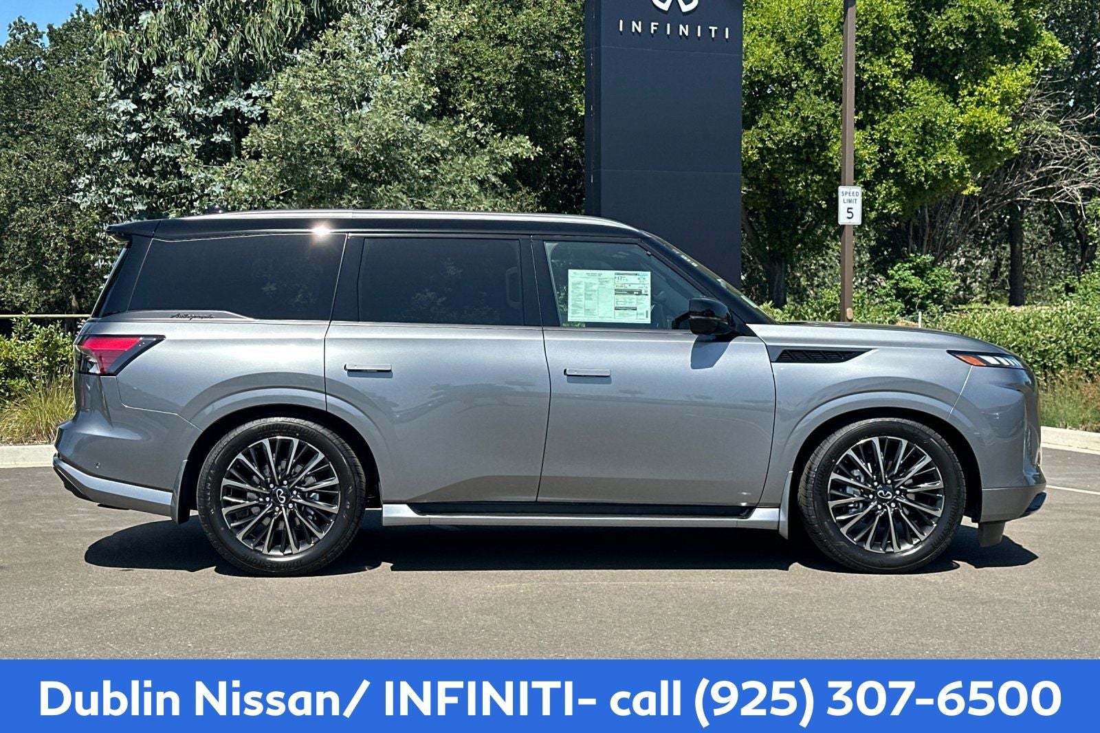2026 INFINITI QX80 Autograph 4WD