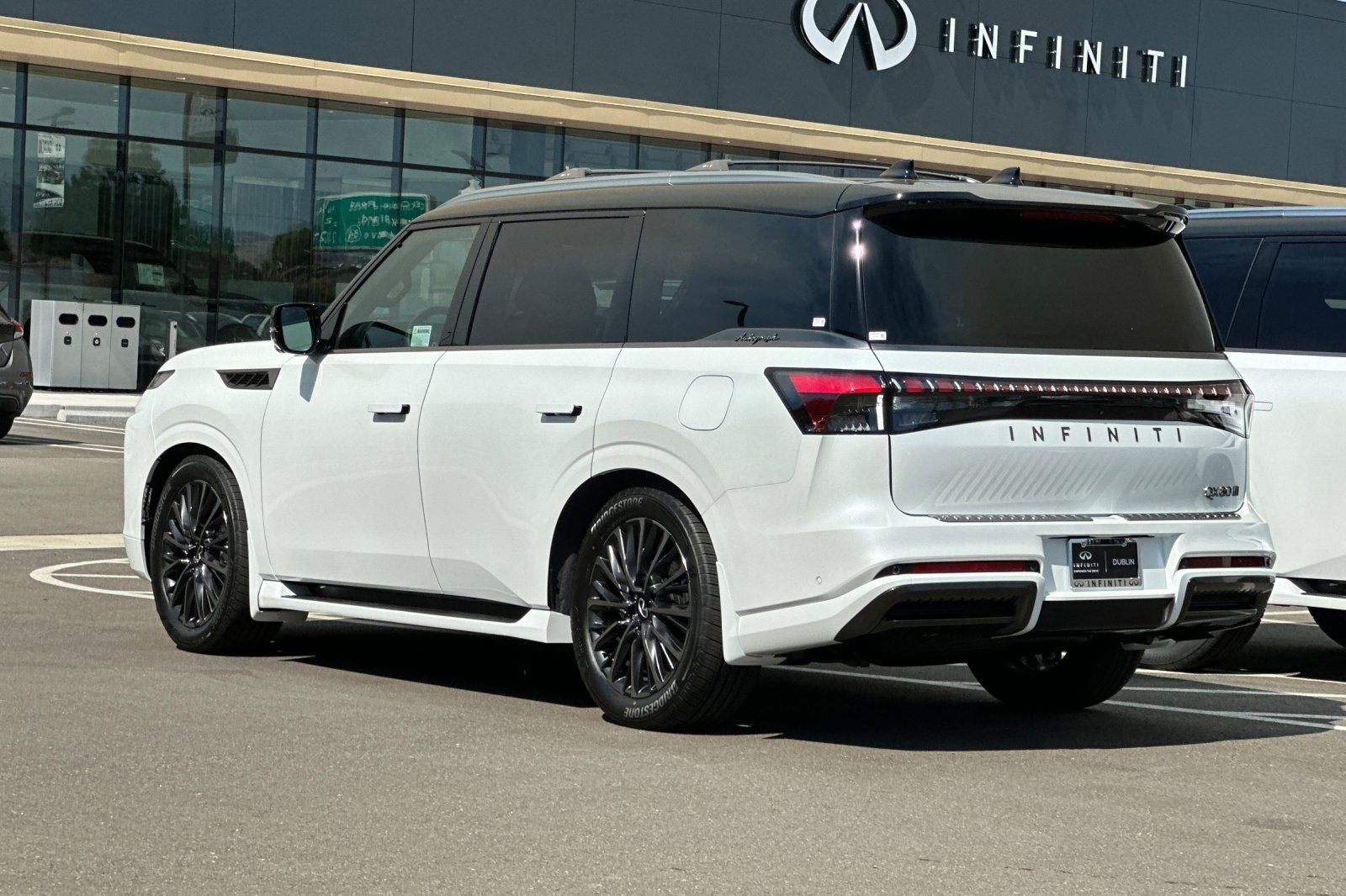 2027 INFINITI QX80 Autograph 4WD
