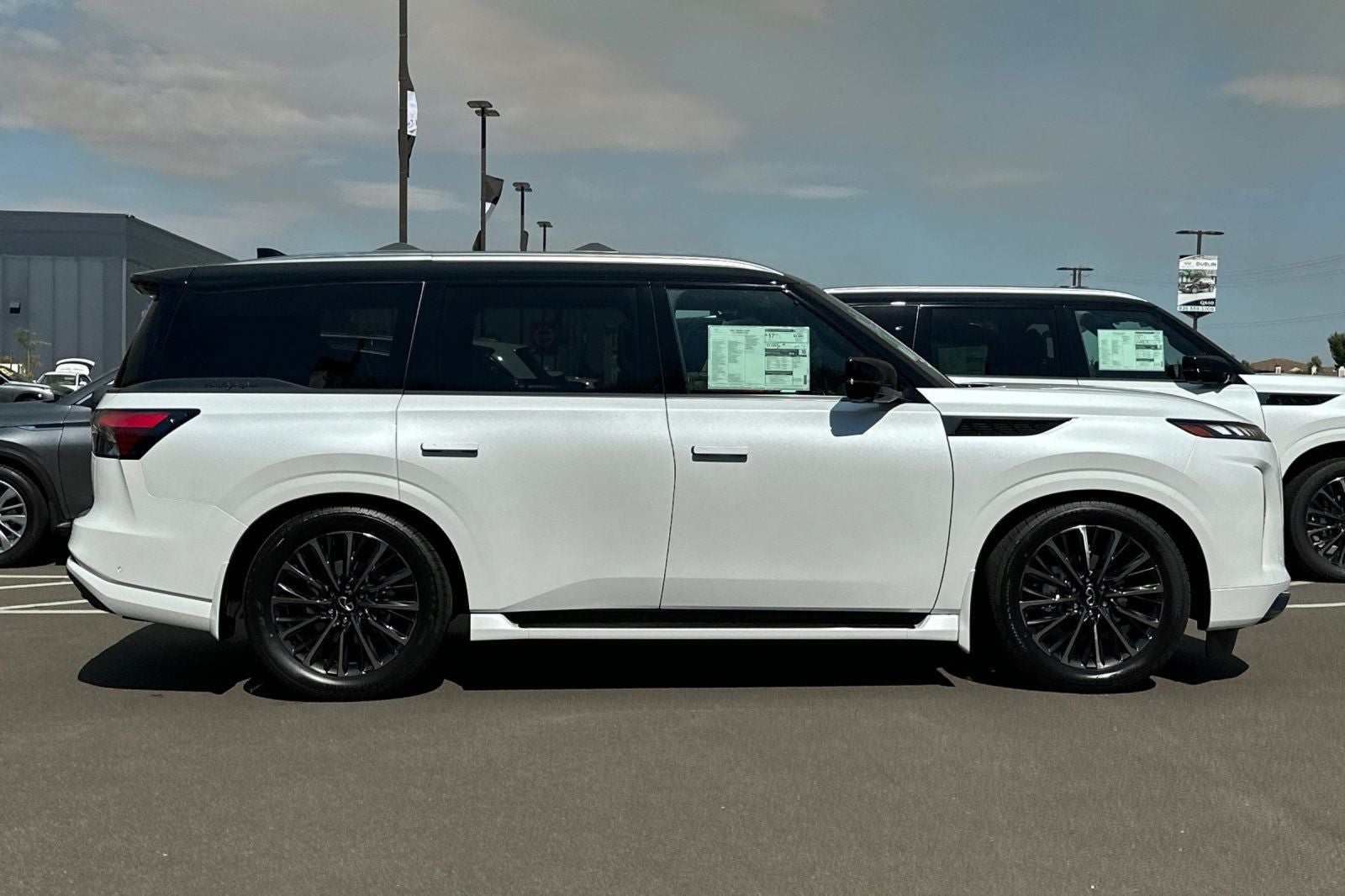 2027 INFINITI QX80 Autograph 4WD