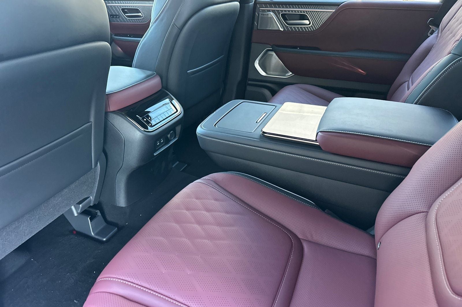 2027 INFINITI QX80 Autograph 4WD