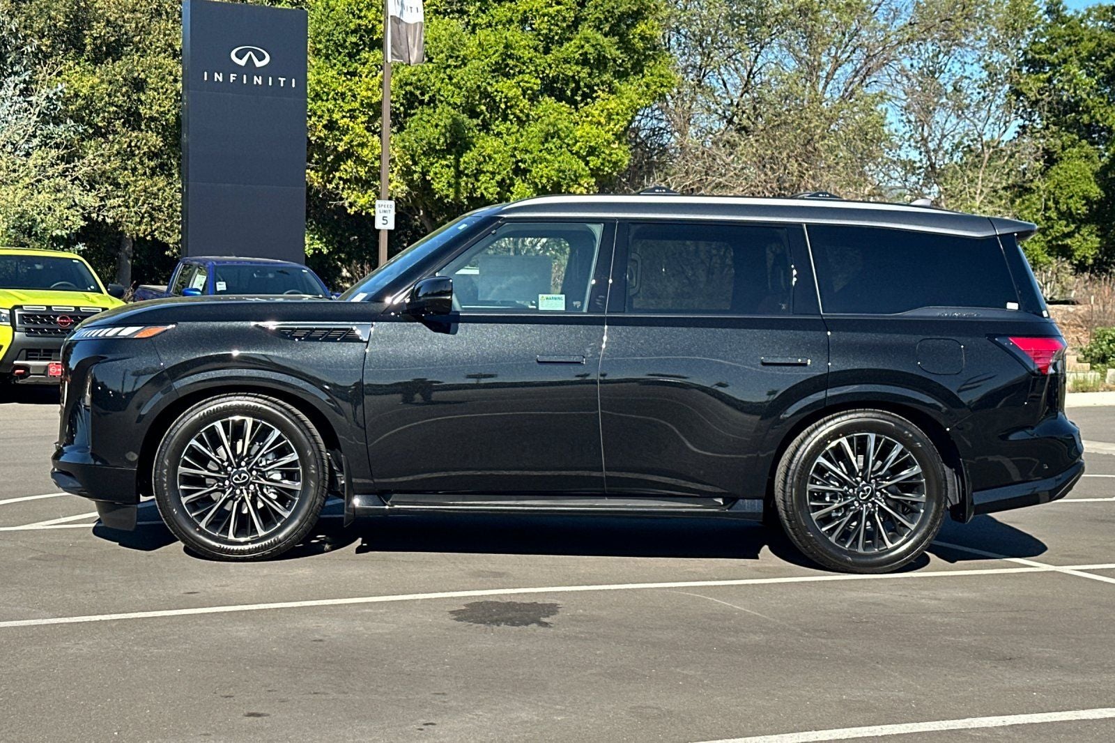2026 INFINITI QX80 Autograph 4WD