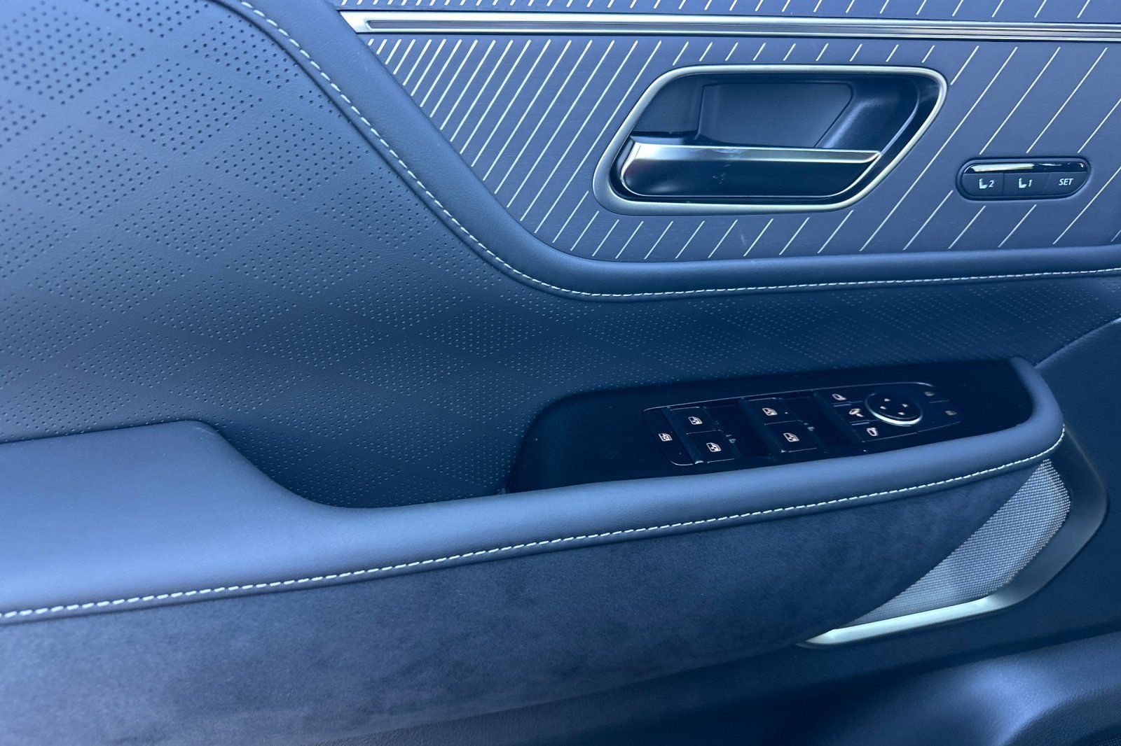 2026 INFINITI QX80 Autograph 4WD