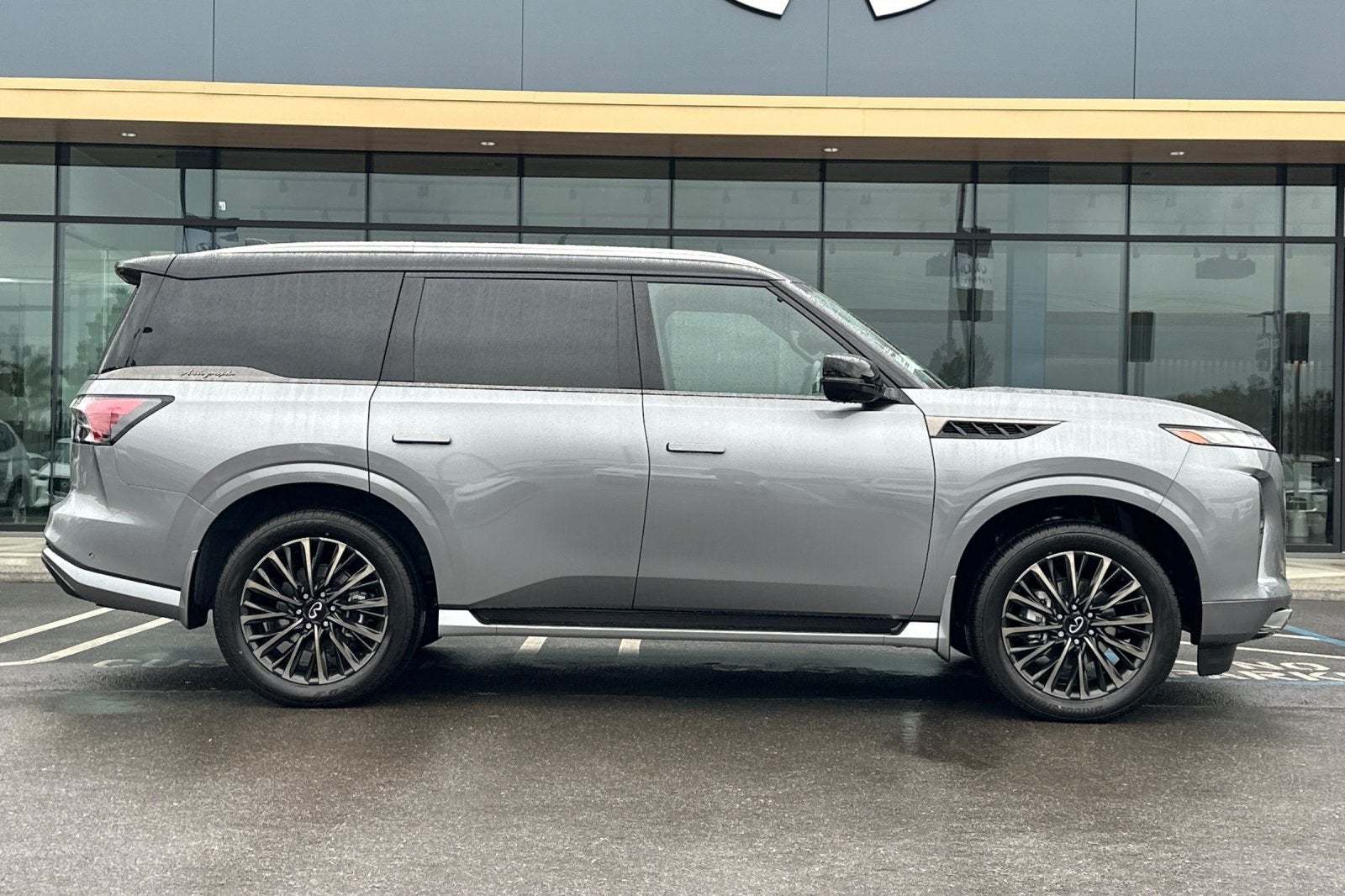 2026 INFINITI QX80 Autograph 4WD