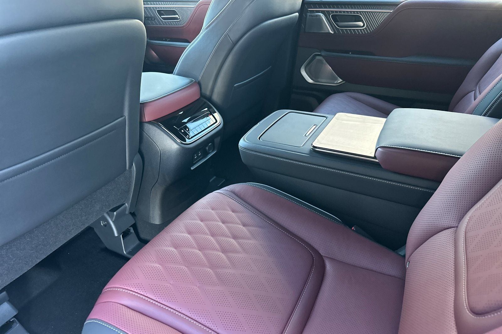 2027 INFINITI QX80 Autograph 4WD