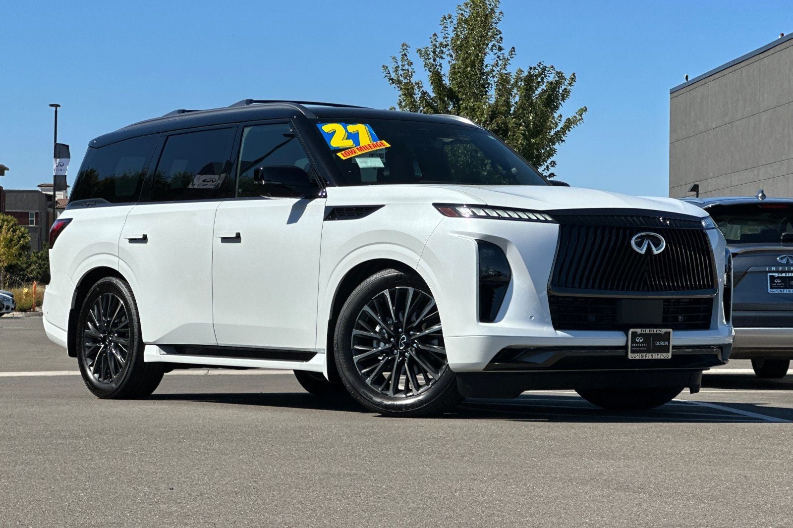 2027 INFINITI QX80 Autograph 4WD