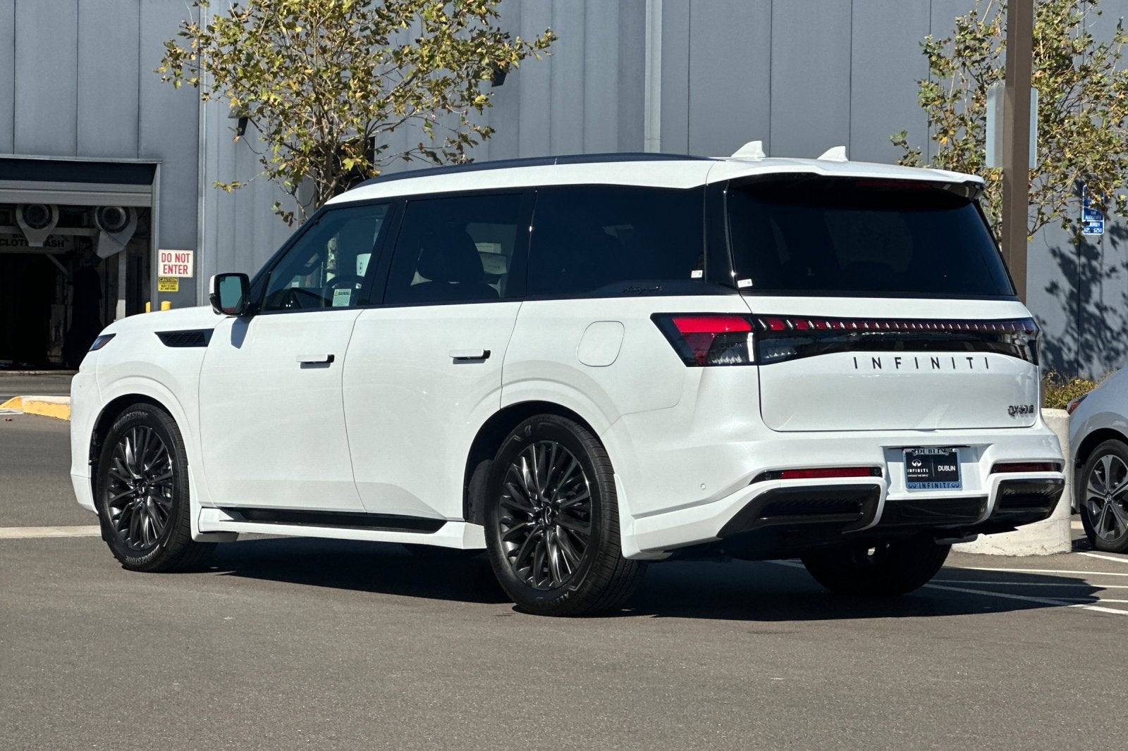 2027 INFINITI QX80 Autograph 4WD
