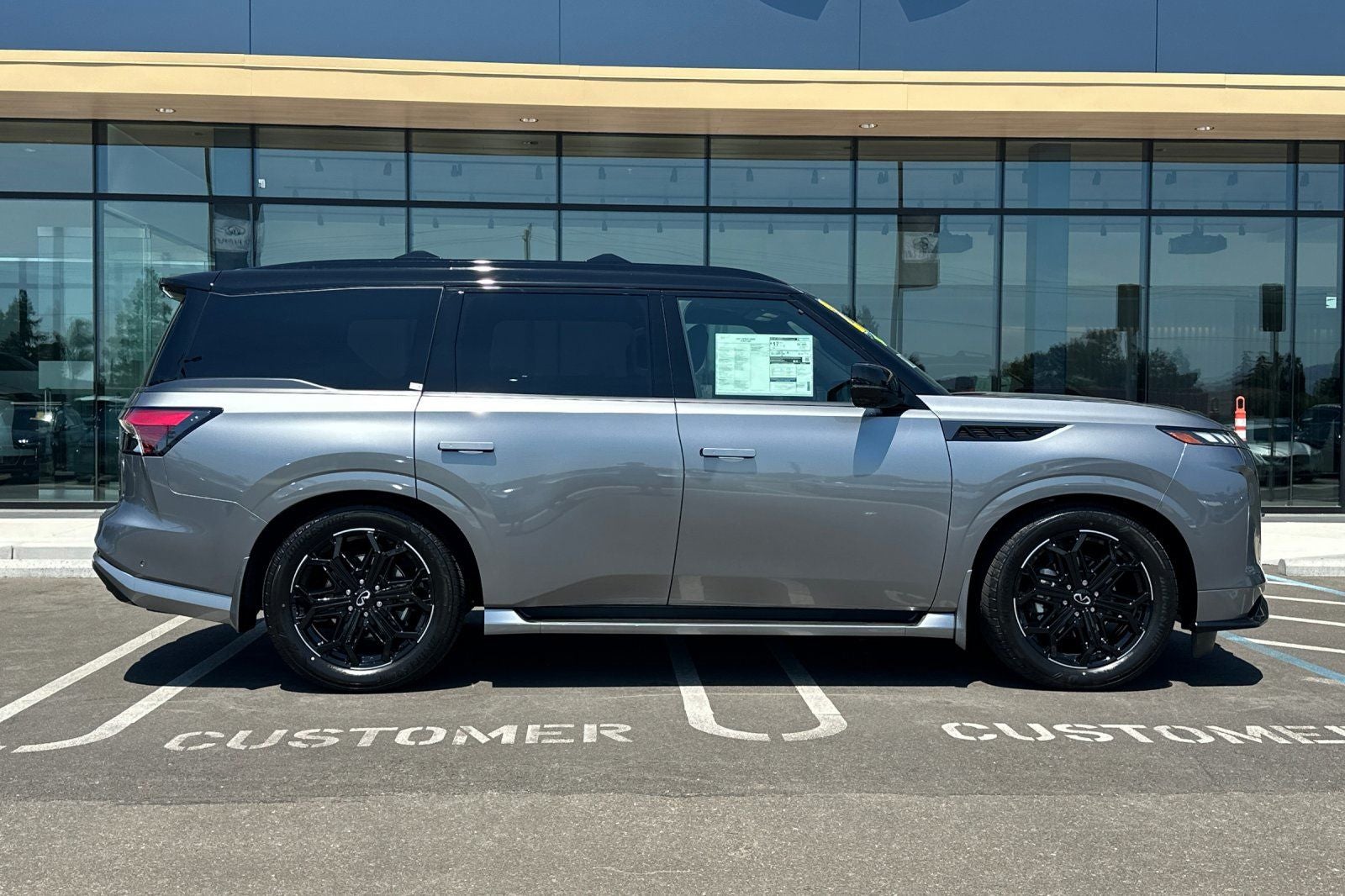 2027 INFINITI QX80 Sport 4WD