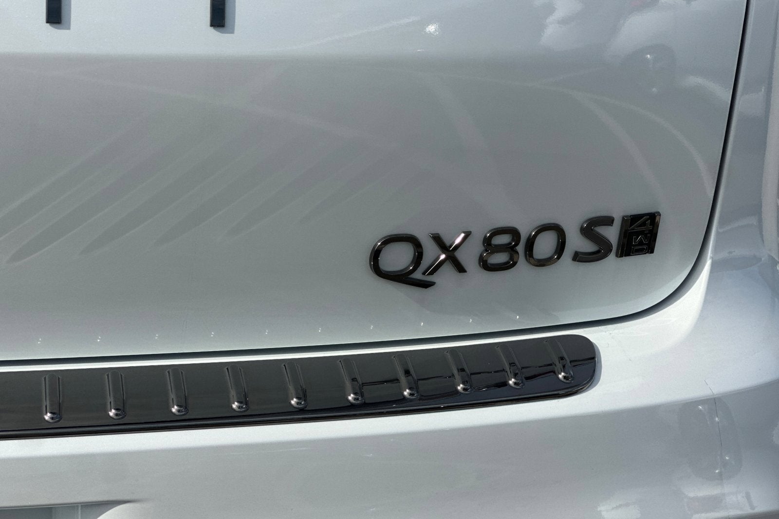 2027 INFINITI QX80 Sport 4WD