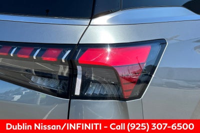 2025 INFINITI QX80 SENSORY