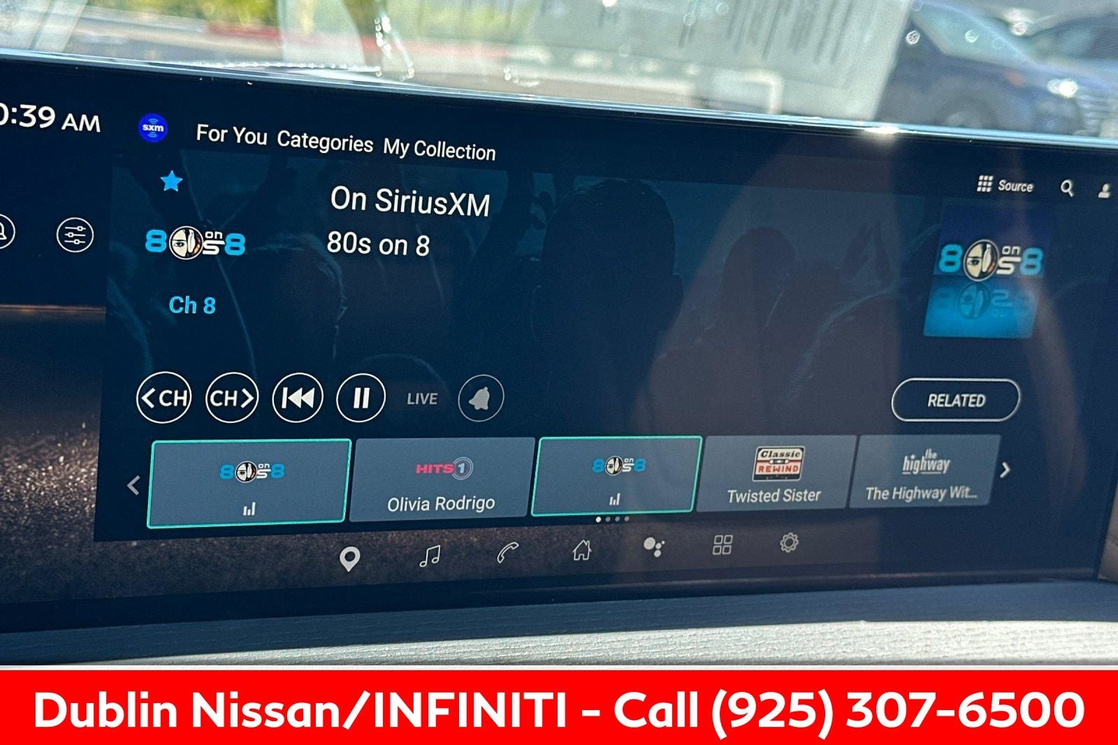 2025 INFINITI QX80 SENSORY