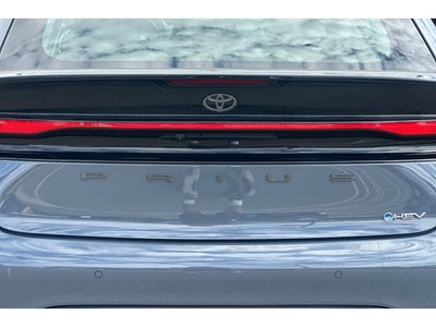 2025 Toyota Prius LE