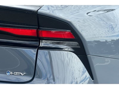 2025 Toyota Prius LE