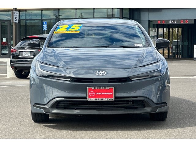 2025 Toyota Prius LE
