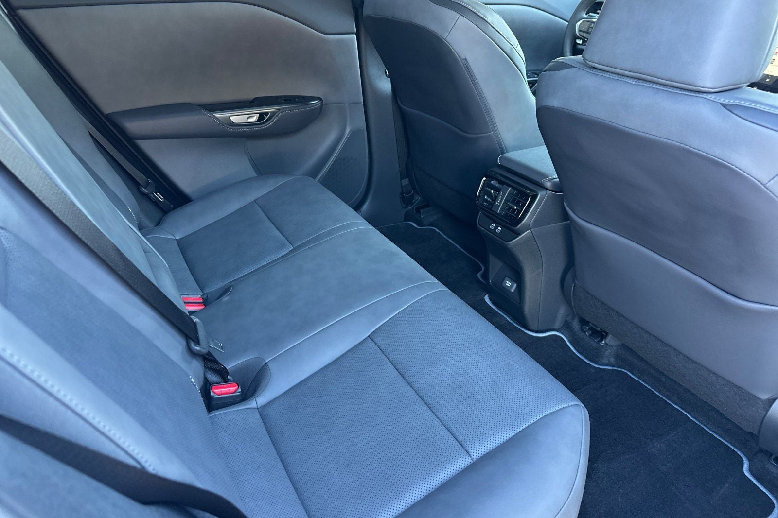 2023 Lexus RZ 450e Premium