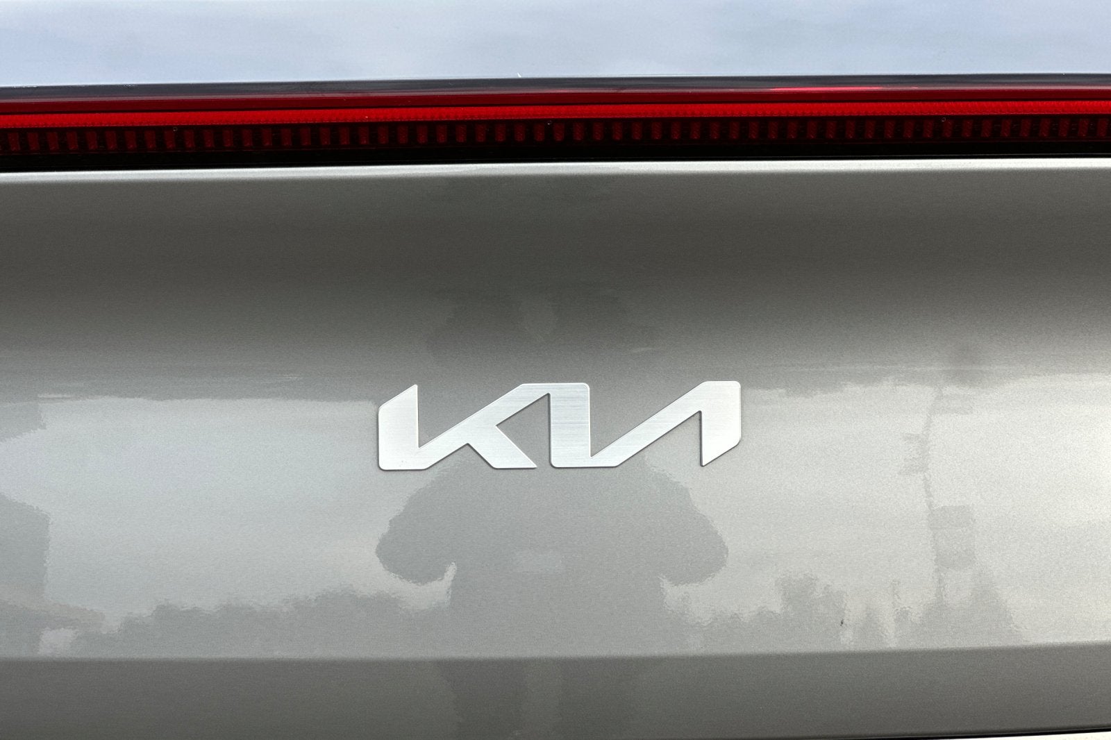 2024 Kia EV6 Wind
